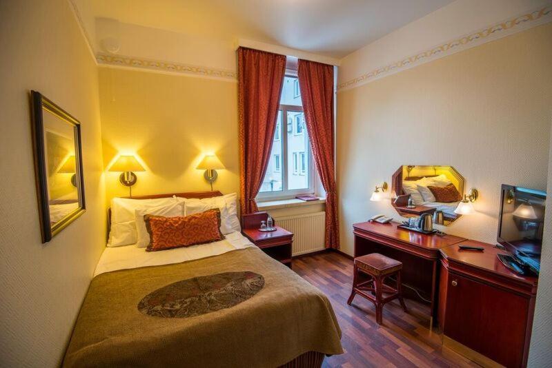 Hotel Astor Βάασα Εξωτερικό φωτογραφία