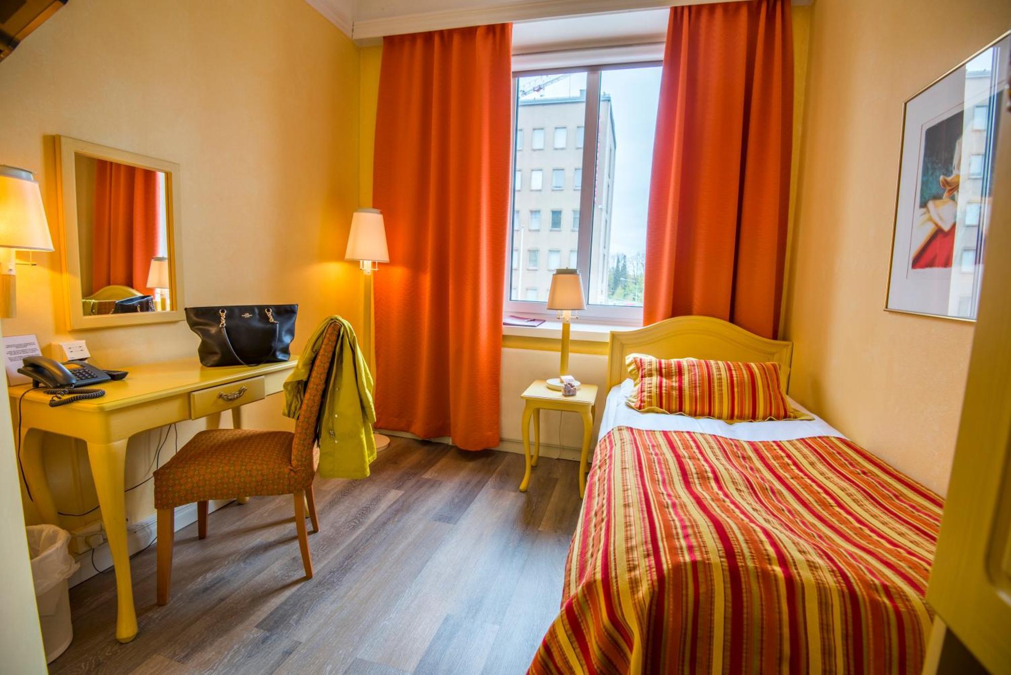 Hotel Astor Βάασα Εξωτερικό φωτογραφία