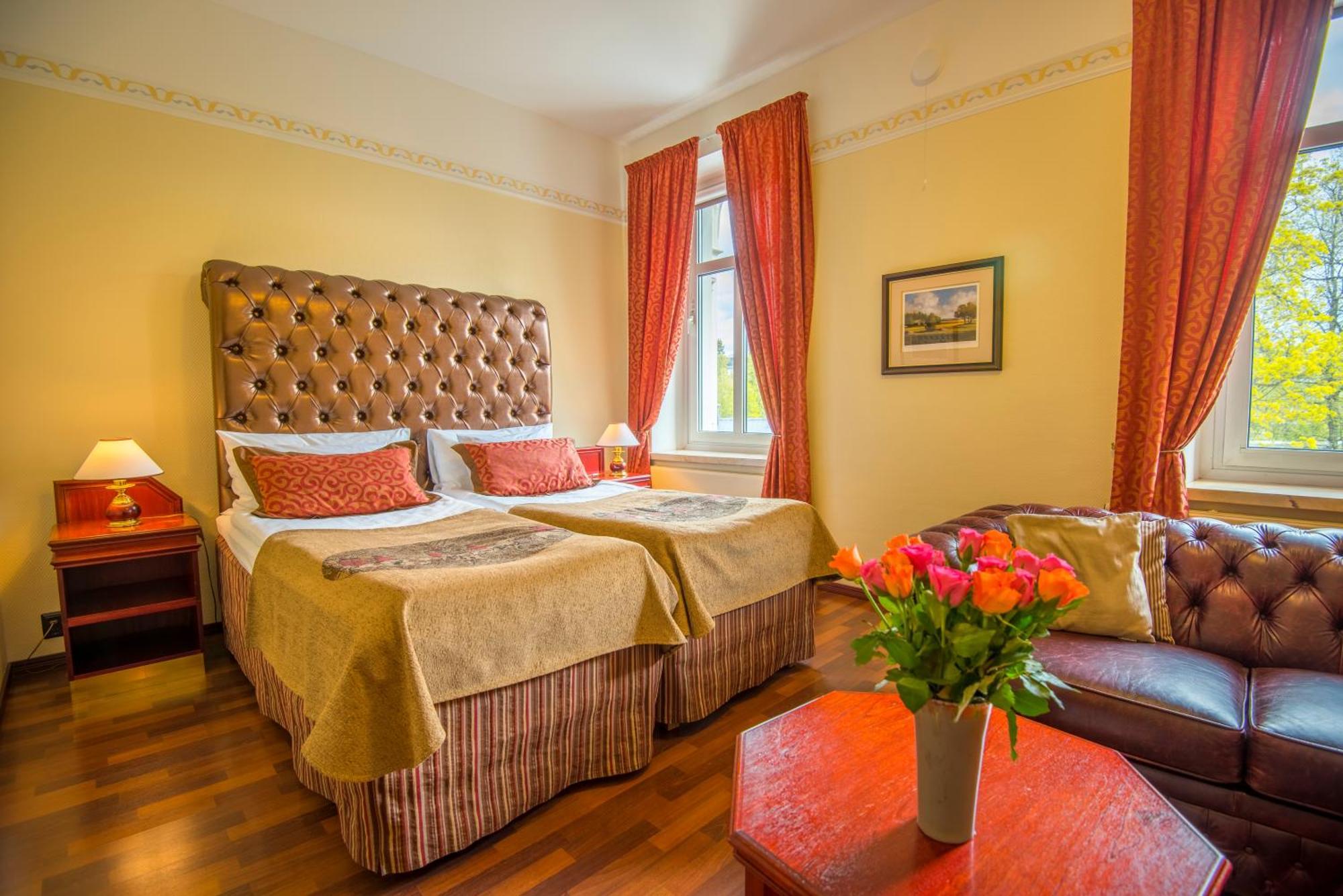 Hotel Astor Βάασα Εξωτερικό φωτογραφία