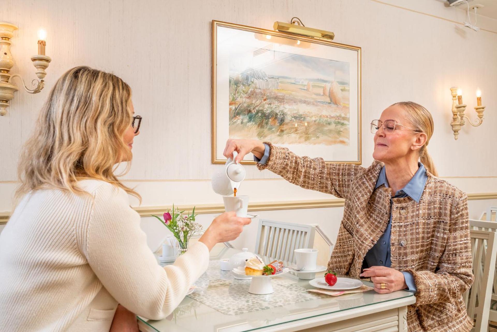 Hotel Astor Βάασα Εξωτερικό φωτογραφία